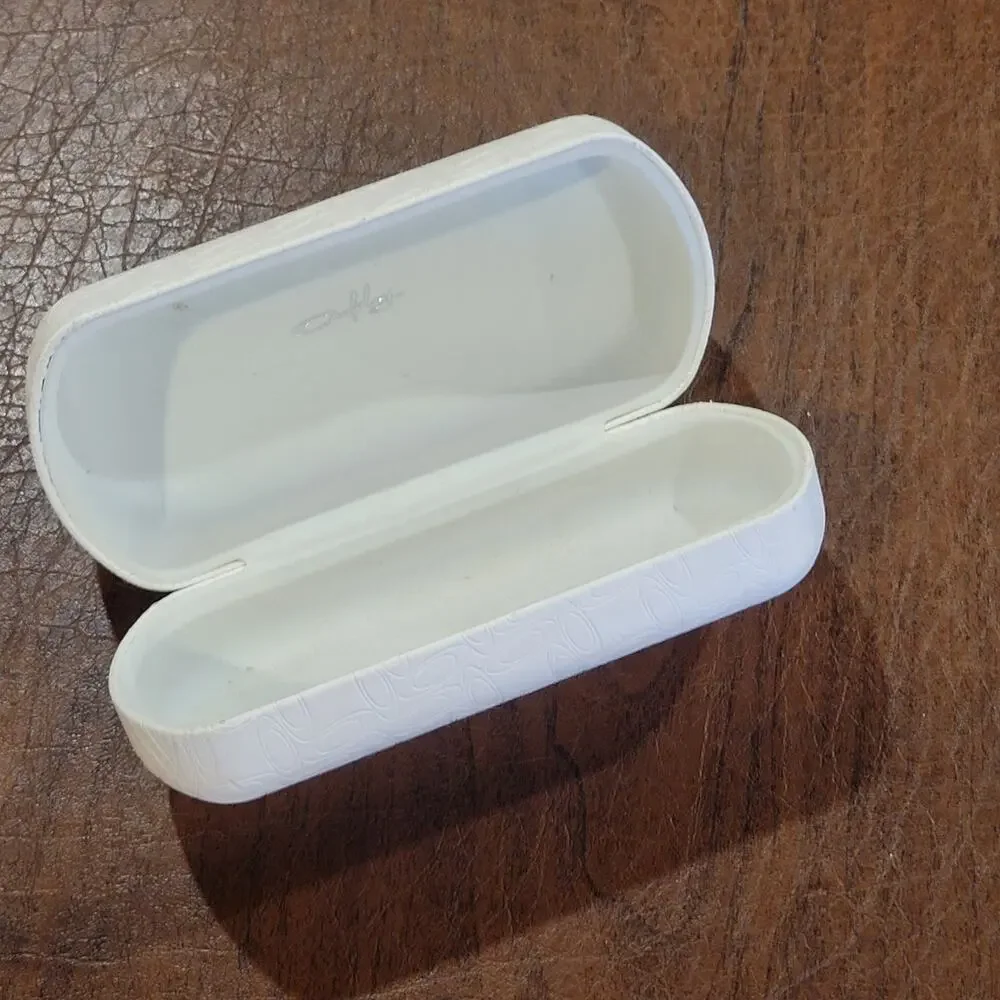 Oakley Logo Signature O Hard Clam Shell Sunglasses Large Case White 1224